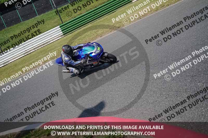 enduro digital images;event digital images;eventdigitalimages;mallory park;mallory park photographs;mallory park trackday;mallory park trackday photographs;no limits trackdays;peter wileman photography;racing digital images;trackday digital images;trackday photos